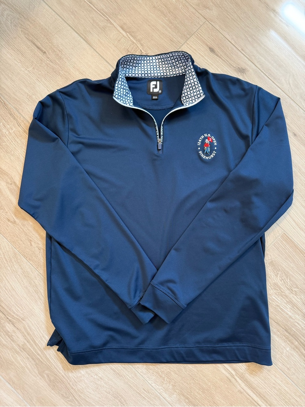 FootJoy Navy Lightweight Quarter-Zip Shirt with Patterned Collar